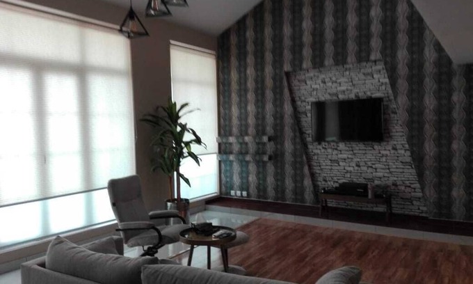 Islamabad Apartment | A well groomed Roof-Top garden and a Jacuzzi just by your penthouse!