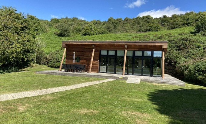 Richmond Cottage | A yorkshire dale that sleeps 4 guests in 3 bedrooms