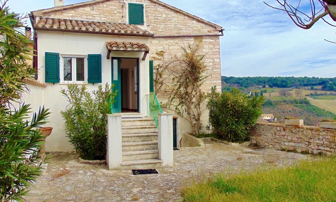 Villa Musone Apartment | A15 - Massignano, delightful three-room apartment in the heart of the Conero par