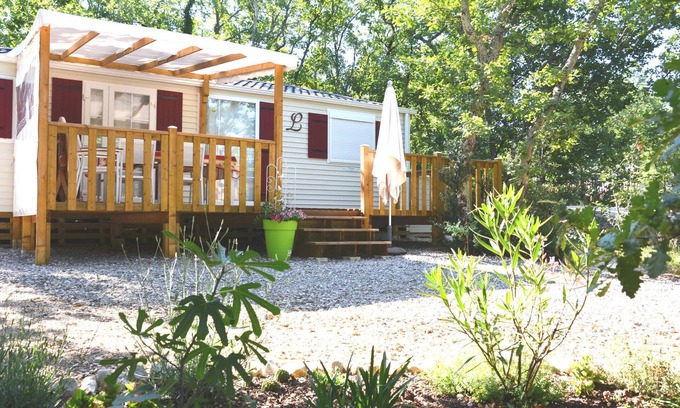 Saint-Privat-de-Champclos RV Rental | A4 - Prestige - 2chambres - 4personnes