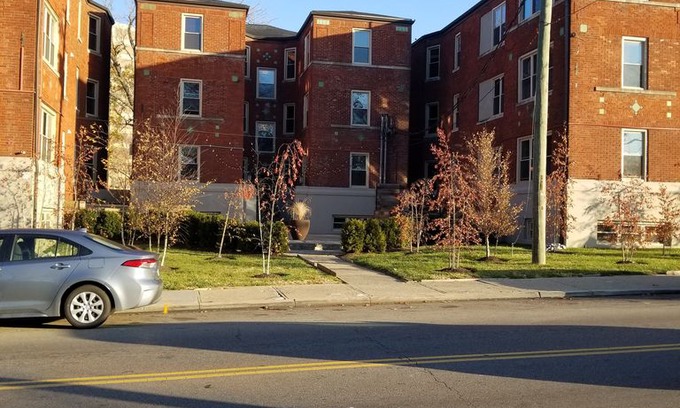 Avondale Apartment | A7 The Inn on Forest near Cincinnati Children's Hospital