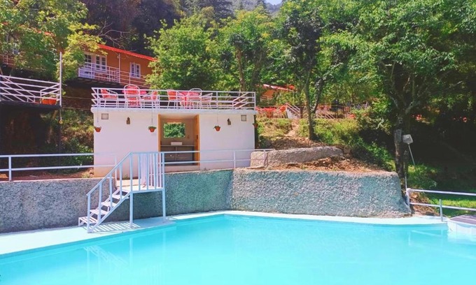 Kandaghat Resort | Aamod at Shoghi Luxury Cottage Resort