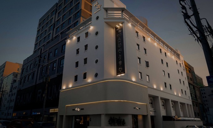 Ingye-dong Hotel | AanK Hotel Suwon