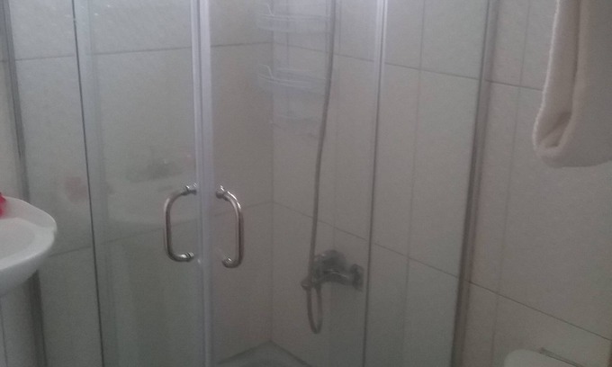 Castries Villa | Aanola Villas 6B Quiet boulevard