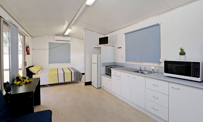 Lanskey RV Rental | Aaok Moondarra Accommodation Village