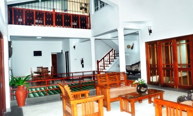 Peradeniya Bed & Breakfast | Aaranya Residencies