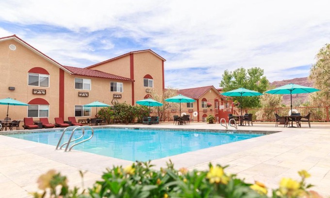 Moab Hotel | Aarchway Inn