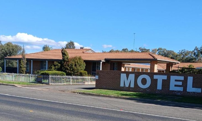 Narrabri Hotel | Aaron Inn Motel