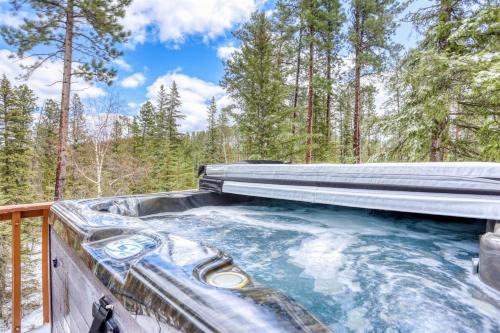 Lead House | Aaron`s Aspen Retreat- Pet