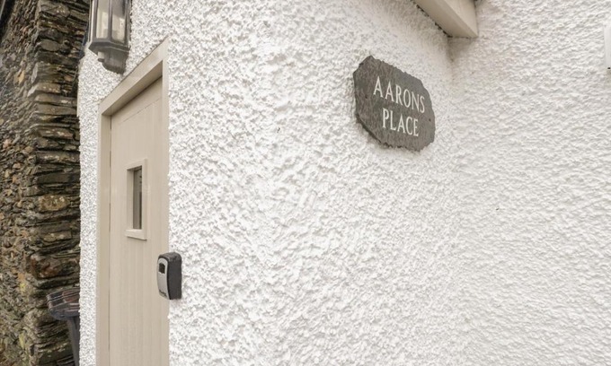 Bowness-on-Windermere Apartment | Aarons Place