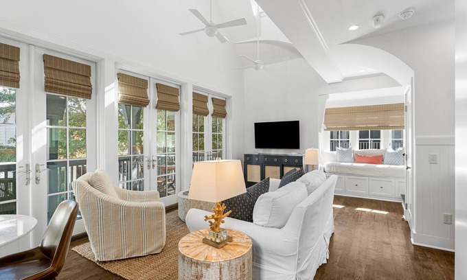 West Panama City Beach House | Abaco Pearl Carriage House - 1 minute walk to the beach!