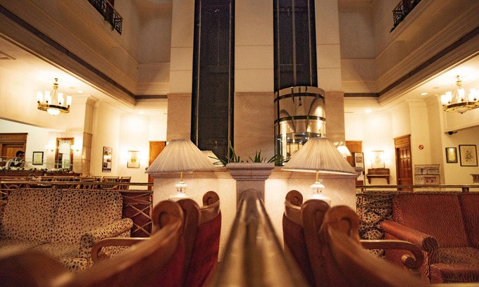 Shenoys Hotel | Abad Atrium