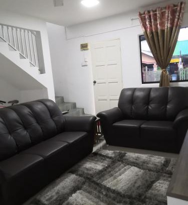 Taman Kota Masai House | Abah 2 Room Homestay