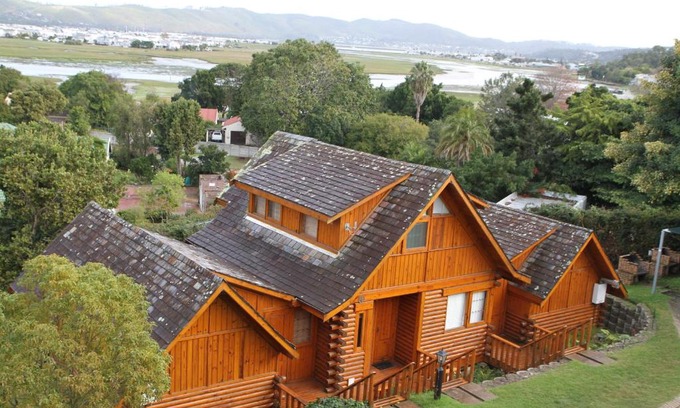 Old Place House | Abalone Lodges