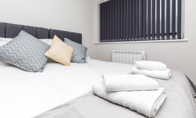 Horsham Apartment | Abbey Apartment 15 - 247 Lets Horsham