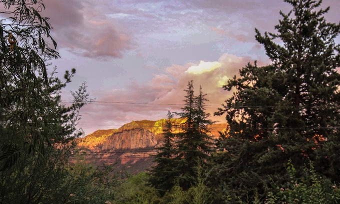 Uptown Sedona House | Abbie’s UPTOWN Red Rock Retreat