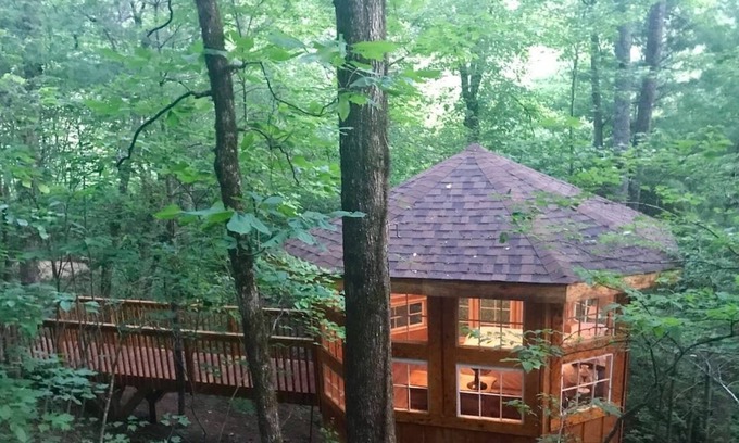 Suches House | Abbie's Waterfall Treehouse - Glamping with a Hot Tub, Cookshack, View from Bed