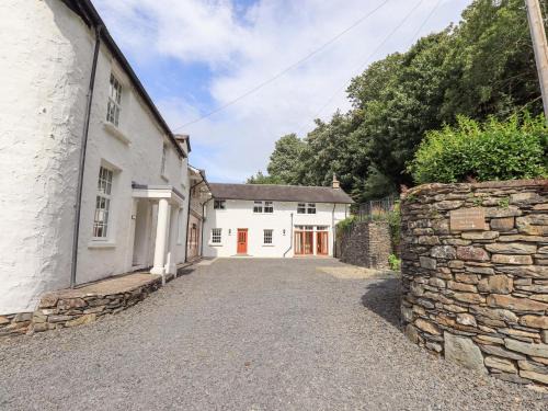 Penny Bridge House | Abbots Reading Cottage