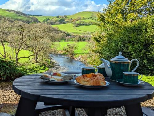 Machynlleth House | Aberhiriaeth Hall - The Old Georgian Manor House by the River Dyfi