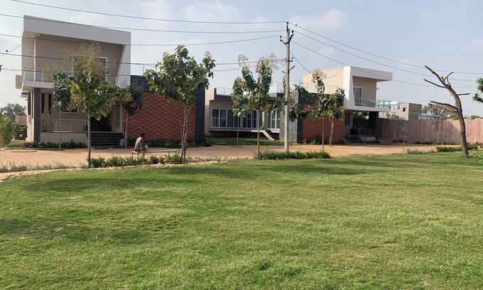 Uchiyarda House | Abhikram HomesnYour Farmhouse Home Away From Home