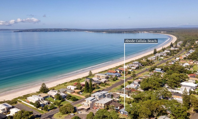Callala Beach House | Abode is only 100 metres to Pure white sands of Callala Beach & Jervis Bay NSW