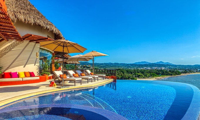 La Cruz de Huanacaxtle House | Above Villa Paloma Blanca I Pool/Spa I Beach Club I Views I Spa