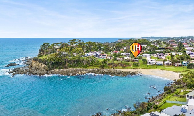 Malua Bay House | Absolute beachfront - Integrity at Malua Bay