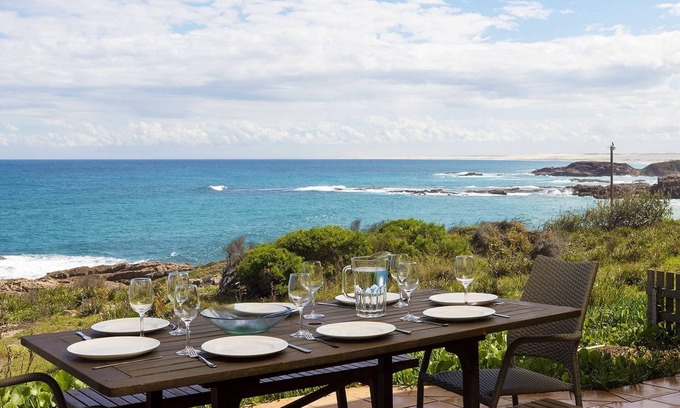 Fishermans Bay House | Absolute Oceanfront - Portovenere Fishermans Bay - Watch The.