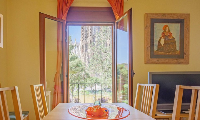 La Sagrada Familia Apartment | ABSOLUTE SAGRADA FAMILIA/Standard/