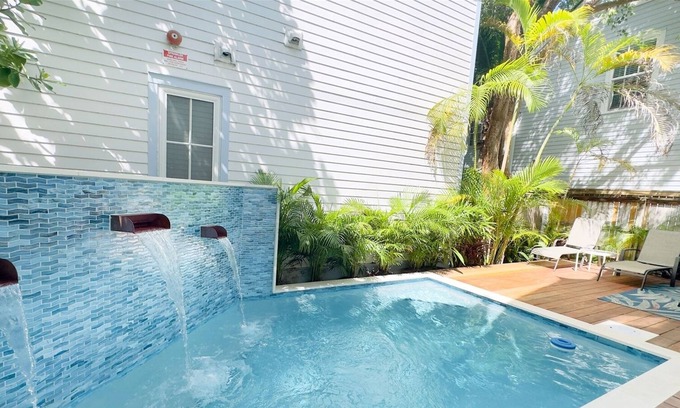 Old Town Condo | Absolutely Paradise in Old Town Key West
