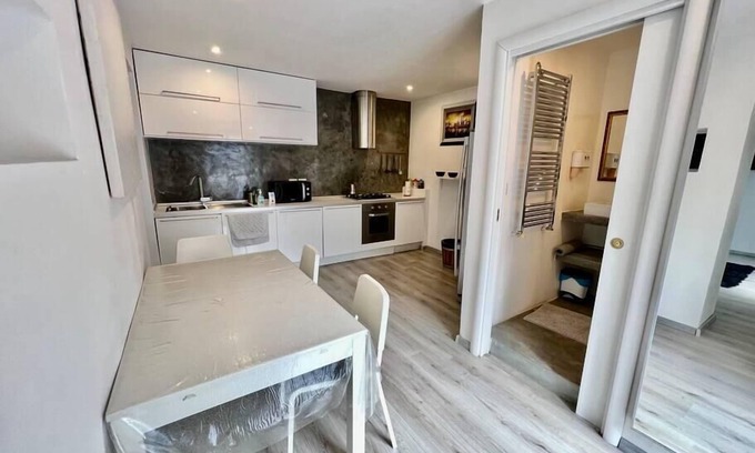 Turin Apartment | [Abstract house] Design home in center of Turin