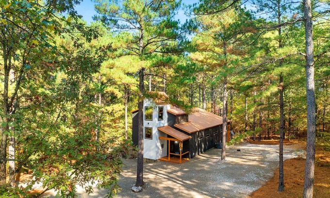 Broken Bow Cabin | Abundantly Blessed - Near Broken Bow Lake & Beavers Bend State Park