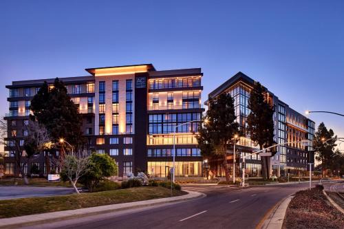 Sunnyvale Hotel | AC Hotel by Marriott Sunnyvale Moffett Park