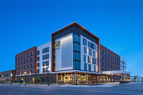 Brazos Hotel | AC Hotel by Marriott Waco Downtown