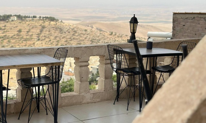 Artuklu Hotel | ACABEY KONAĞI