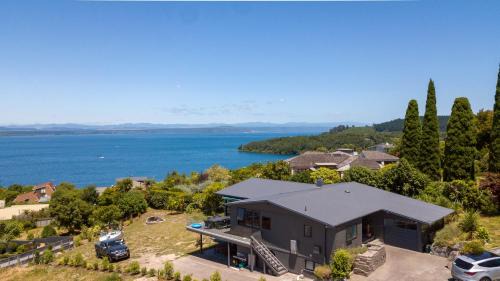Taupo Apartment | Acacia Bay, Taupo
