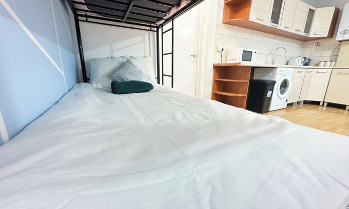 Wembley Park Apartment | Acacia Cosy Wembley Stadium Serviced Apartments, 12mins to Central London