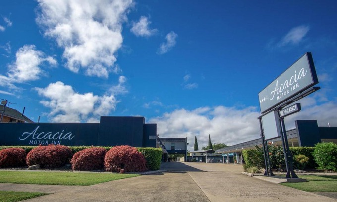 Bundaberg West Hotel | Acacia Motor Inn