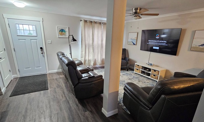 Trenton Condo | Acadia Villas! 6A Lexi