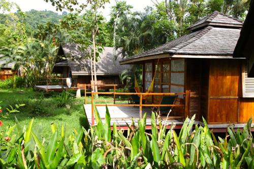 Grande Riviere Hotel | Acajou Hotel