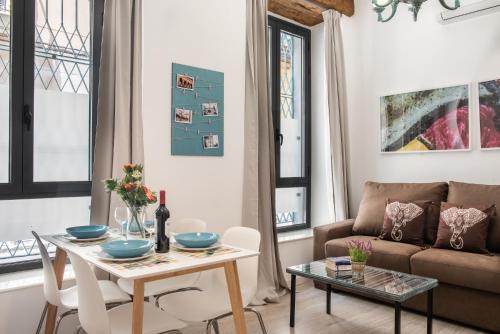Museo Apartment | Acanthus