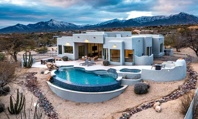 Pinnacle Peak Other | Accommodation ∙ 1 bedroom ∙ 6 guests