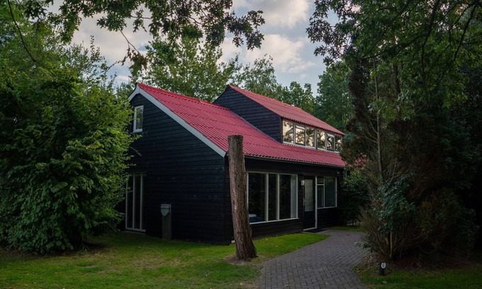 Midlaren House | Accessible Villa on the Lake