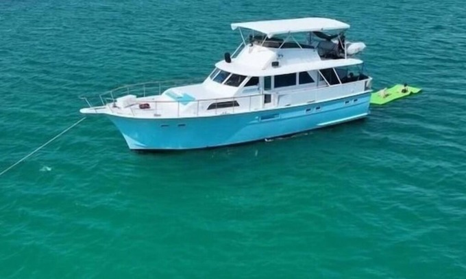 Key West Boat Rental | Accommodates 8 Guests 50% Discount! 3 bedroom boat with AC in amazing Key West