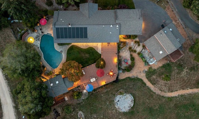 Graton Other | Accommodation ∙ 1 bedroom ∙ 10 guests
