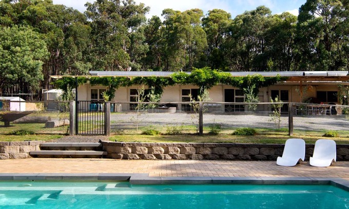Wheatsheaf Other | Accommodation ∙ 6 bedrooms ∙ 16 guests