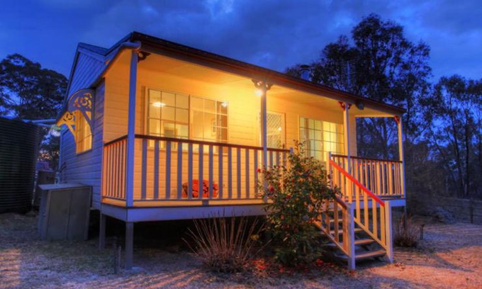 Ballandean Villa | Accommodation Creek Cottages & Sundown View Suites
