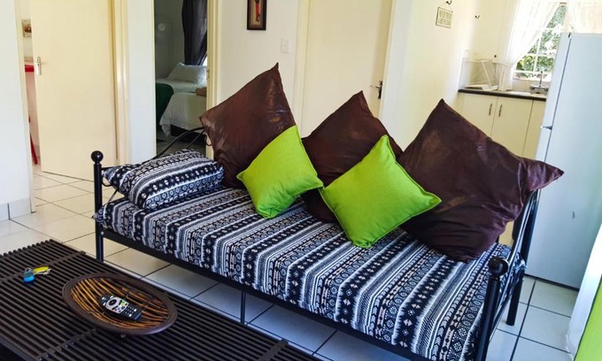Nelspruit Apartment | Accommodation in Nelspruit, Self catering units, Furnished flats to let.
