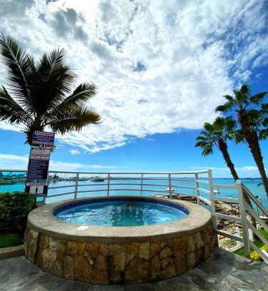 Salinas Apartment | Acogedor departamento con playa privada
