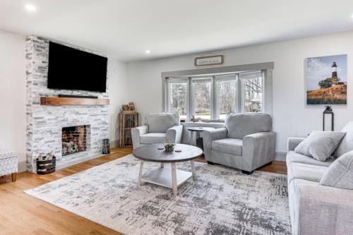 South Eliot House | Acres Away Spacious Maine Retreat with Bunkhouse